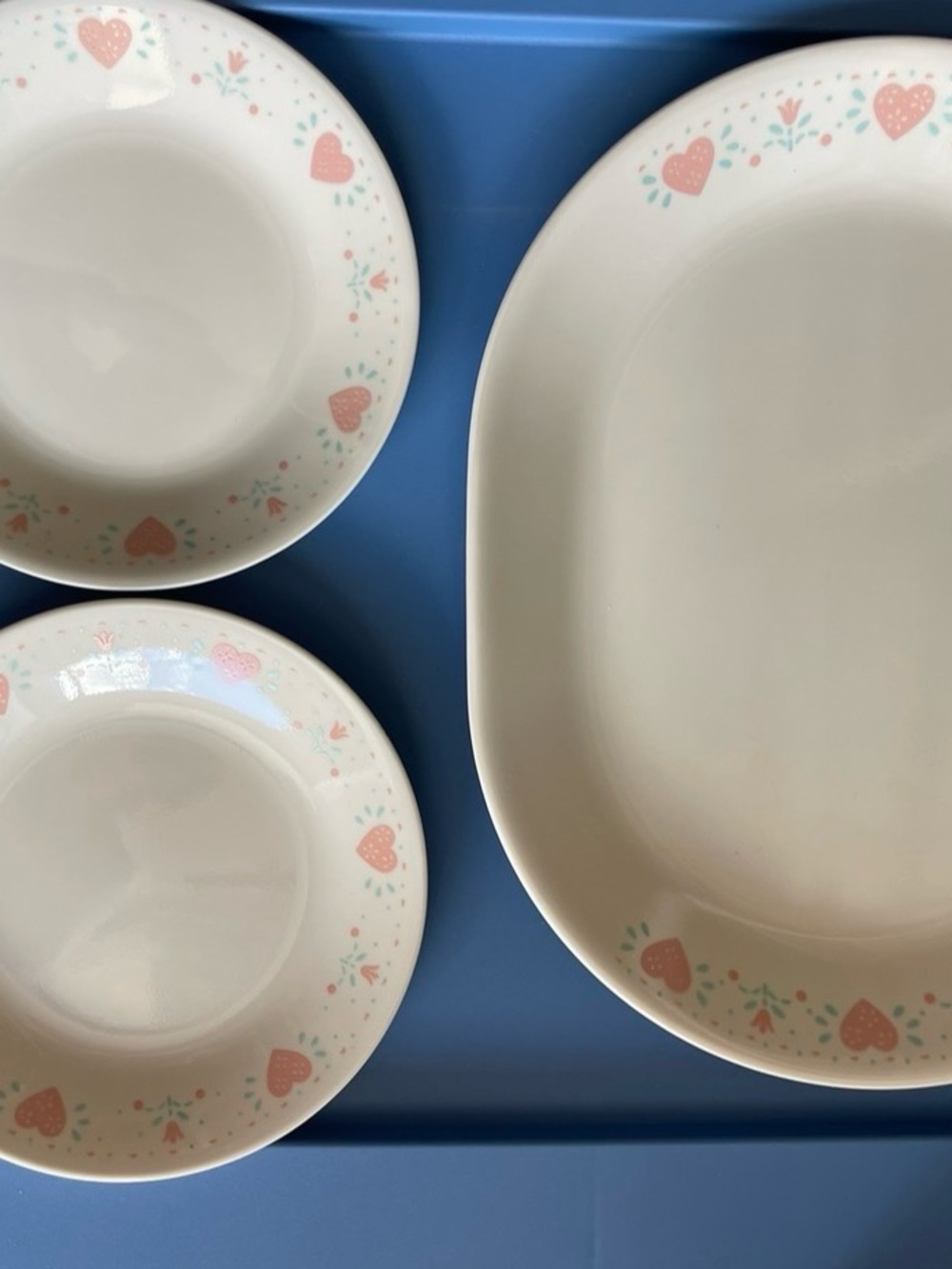 Corelle by CorningWare 3-Piece Set Forever Yours 2 Desert Plates, 1 Platter